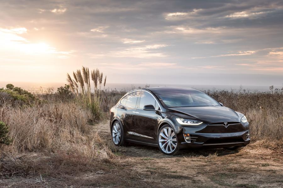  Tesla Model X P90D 2015 года  (NA) (фото 16 из 25)